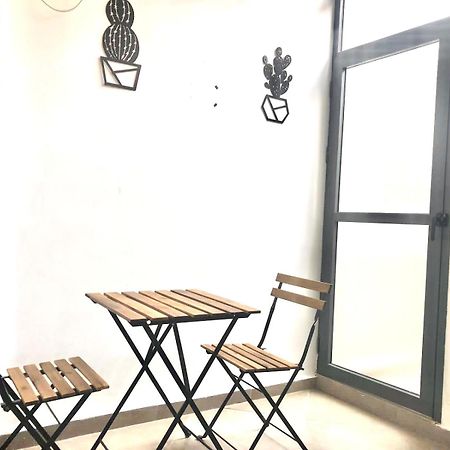 Lovely 1-Bedroom Rental Unit Near 2Mars/Habous Casablanca Bagian luar foto