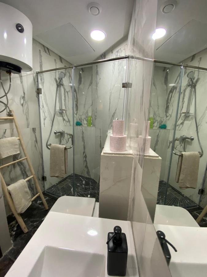 Lovely 1-Bedroom Rental Unit Near 2Mars/Habous Casablanca Bagian luar foto