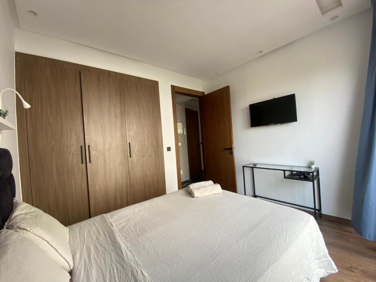 Lovely 1-Bedroom Rental Unit Near 2Mars/Habous Casablanca Bagian luar foto